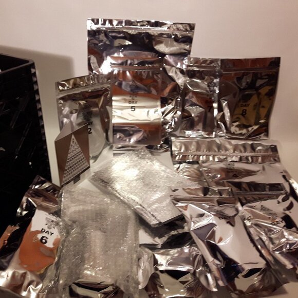 The Tragically Hip 2020 Advent Calendar NIP - Picture 4 of 5